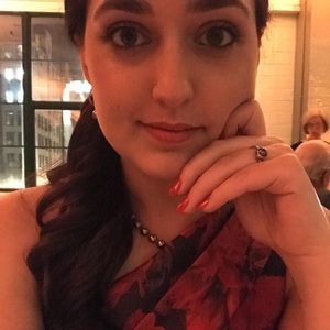 Meet your Posher, Amy